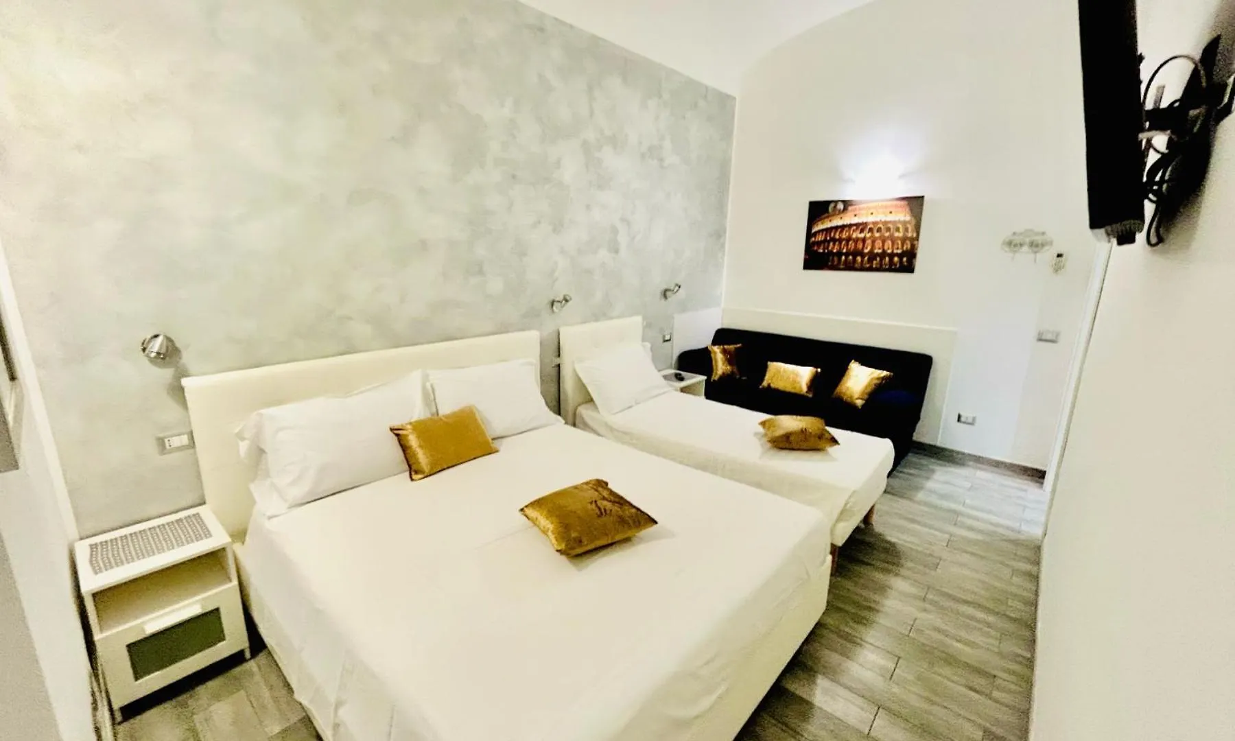 Luce A Piazza Vittorio Apartment Rome